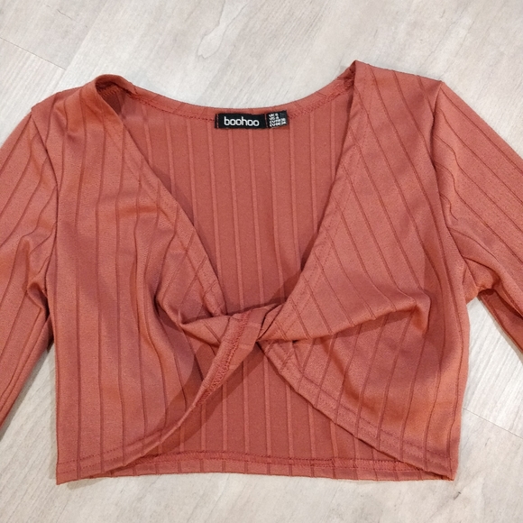 Boohoo Ruffle trim ribbed twist front co-ord - Picture 5 of 16